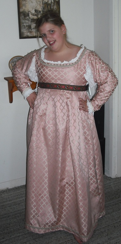 Valan Donato dressed in 1515 Italian dress.
